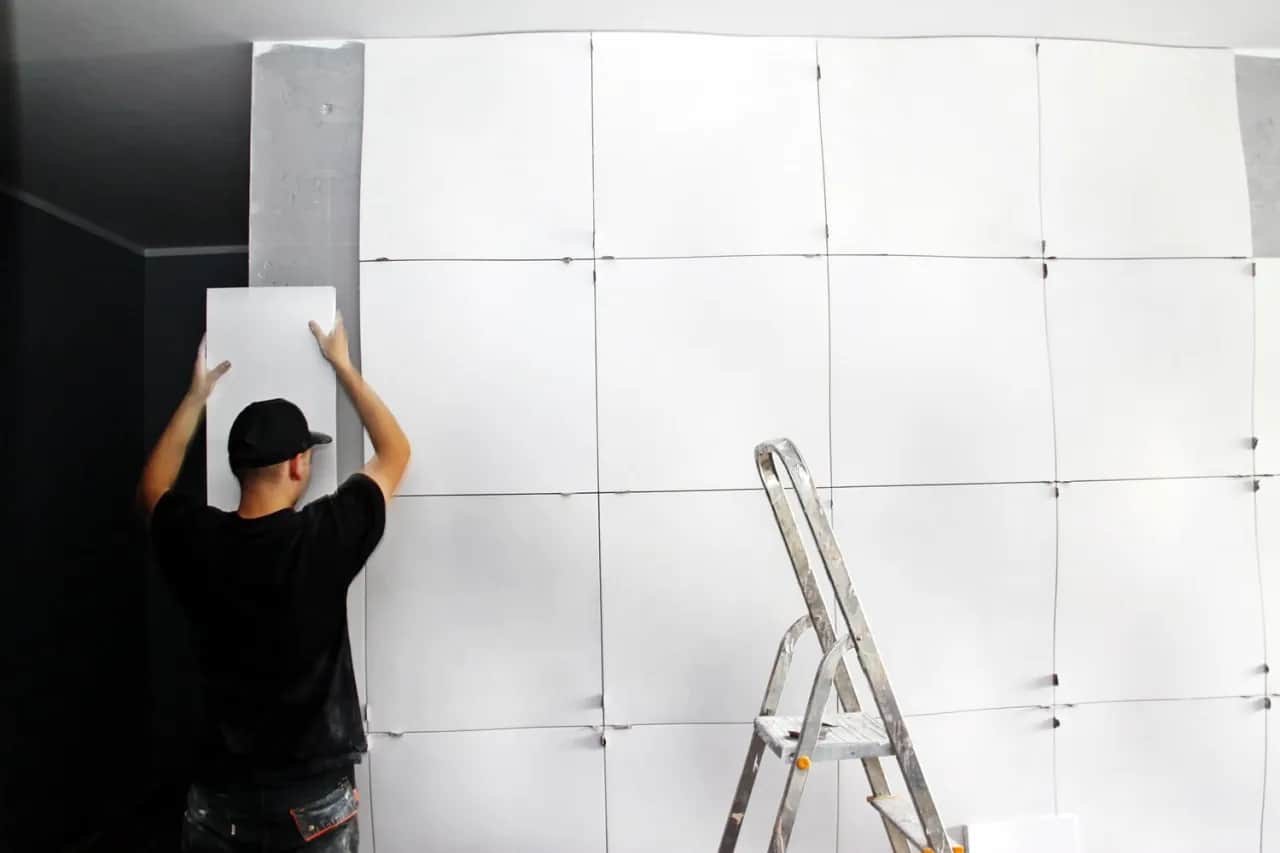 Jak układać panele gipsowe 3D - uniknij najczęstszych błędów montażu