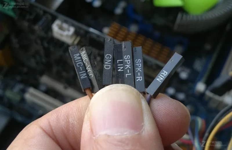 Jak podłączyć front panel - uniknij najczęstszych błędów i problemów