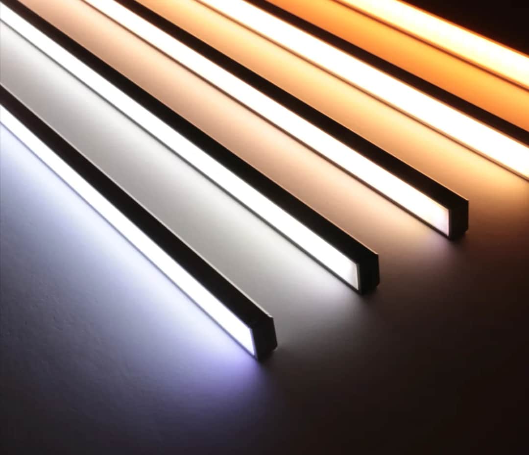 Jakie taśmy LED do salonu: Wybierz idealne oświetlenie dla siebie