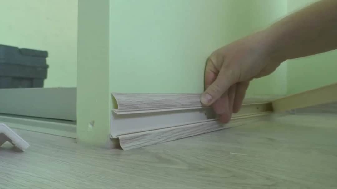 Jak kłaść listwy przypodłogowe - uniknij najczęstszych błędów montażu