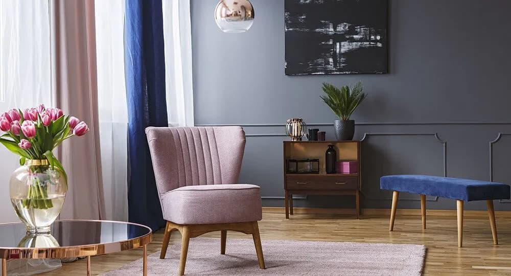 Zasłony czy firany do salonu - co wybrać, by nie żałować?