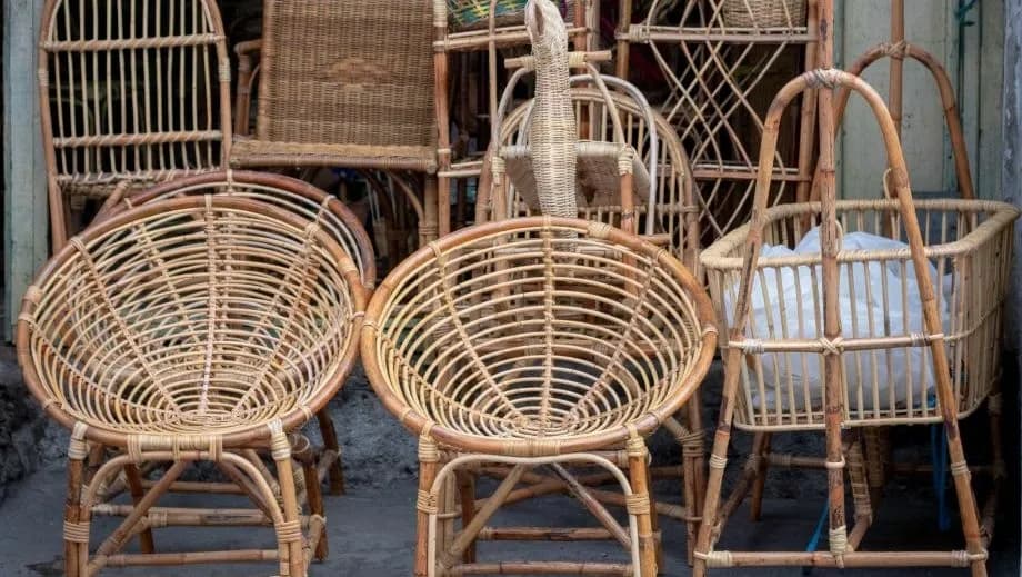 Jak odnowić meble rattanowe - uniknij najczęstszych błędów w renowacji